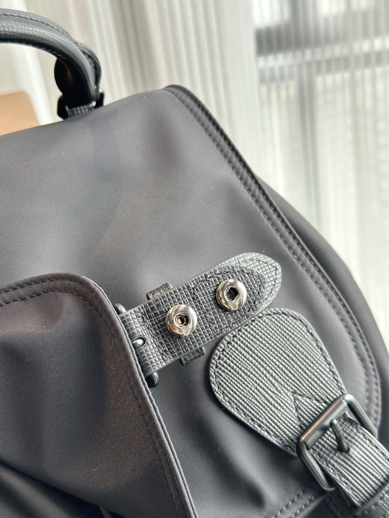 Bv*b*rry backpacks